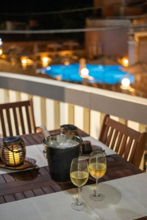 Cozy and stylish apartment near the Golden Beach